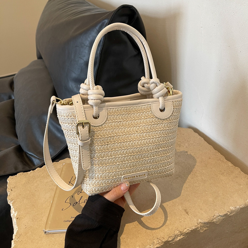 Free Shipping Designer Bag 2024 Single Shoulder Crossbody Woven For New High-capacity Vacation Beach Commuting Tote Bag Womens Bag