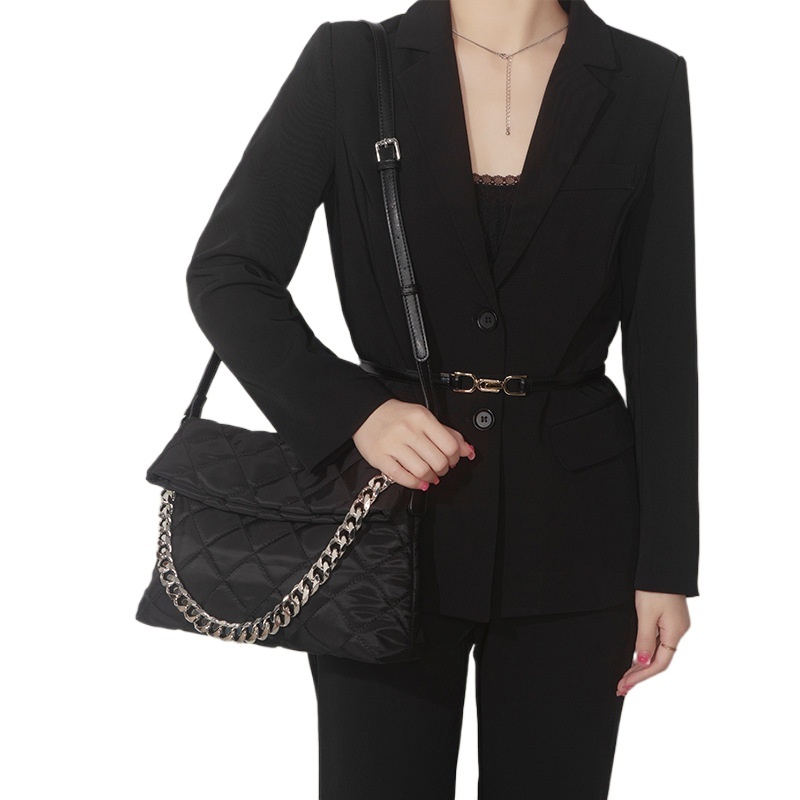 designer Korean Style High-End Thick Chain Small Square Bag for Women, Autumn and Winter Fashion Large Capacity Tote Bag, Oxford Fabric Niche Crossbod