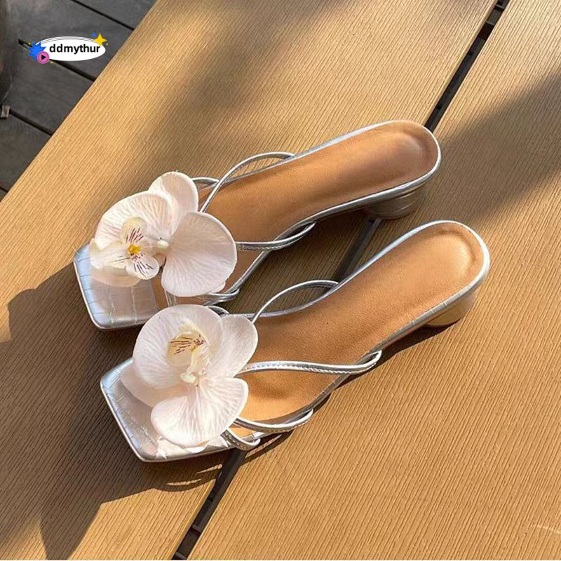 Sheepskin Version~Thailand Niche Floral Sandals for Women Summer Comfortable Square Open Toe Chunky Heel Outdoor Half Mules High Heels