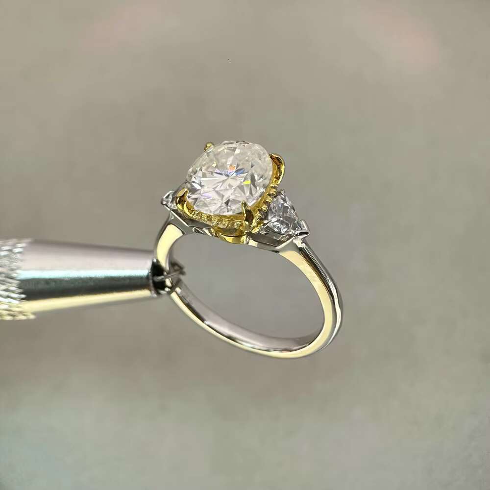 3Carat 8x10mm Oval Shape Ring With Pear Cut Moissanite Three Stone Moissanite Engagement Ring for Women