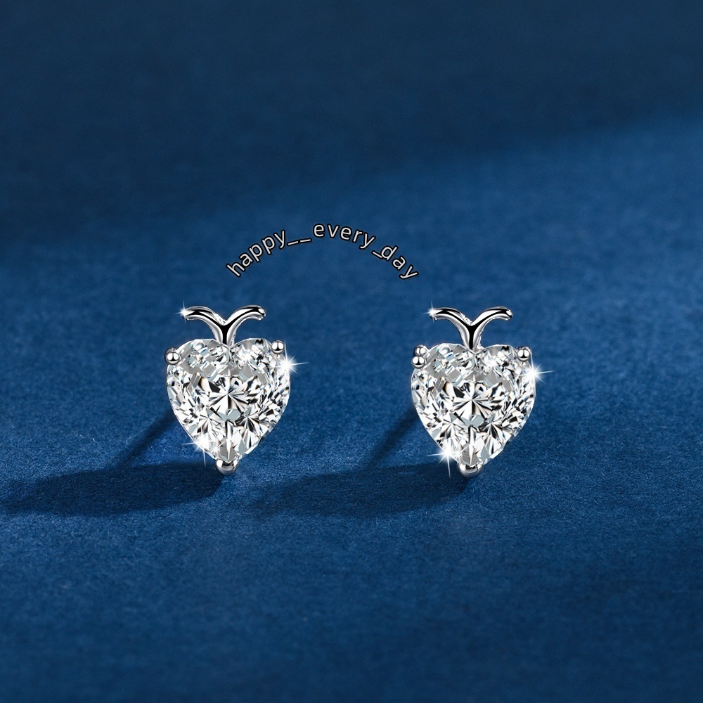 S925 Sterling Silver Moissanite Heart Earrings New Heart Ladies Earrings Factory Wholesale