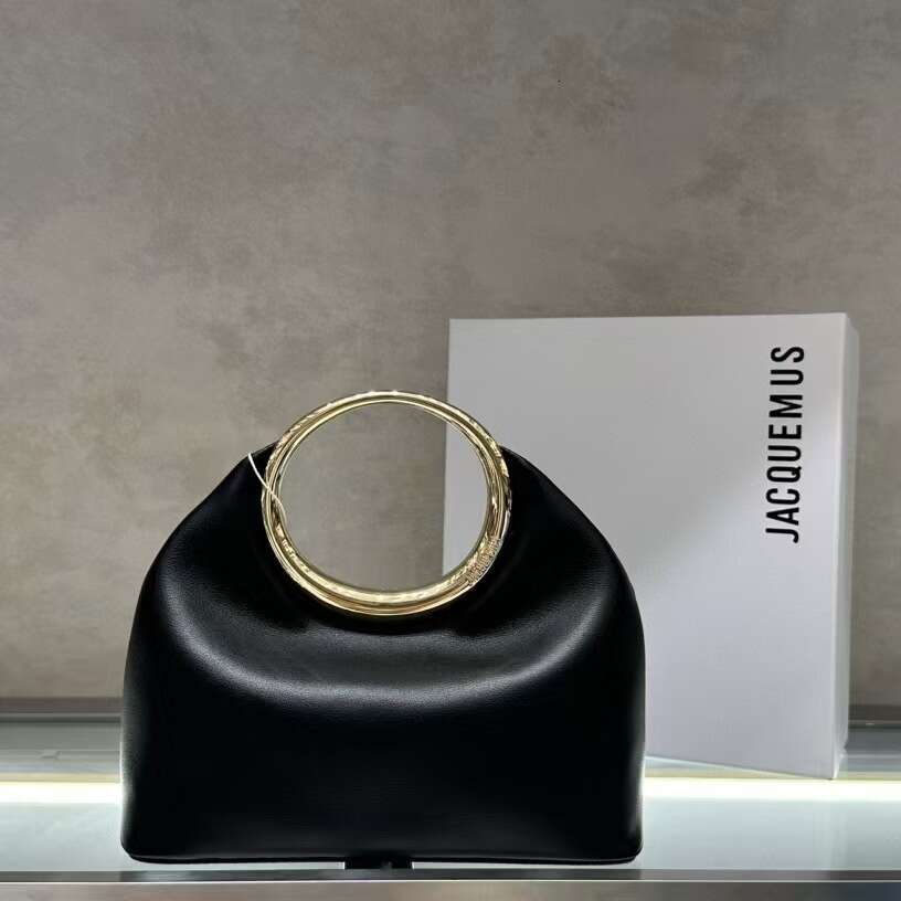 French Niche Design Single Shoulder Crossbody Handheld Round Shell Ins Style Casual Wrist Bag