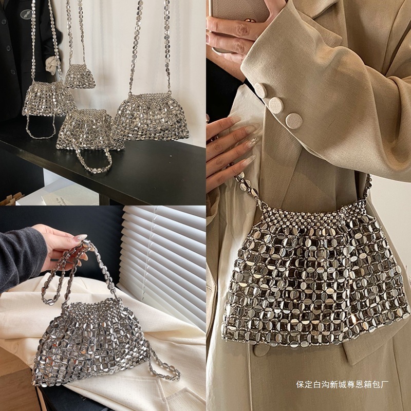 2025 Silver Flat Bead Hollow Single Shoulder Bag Bean Handmade Beaded Fashion New for Womenx