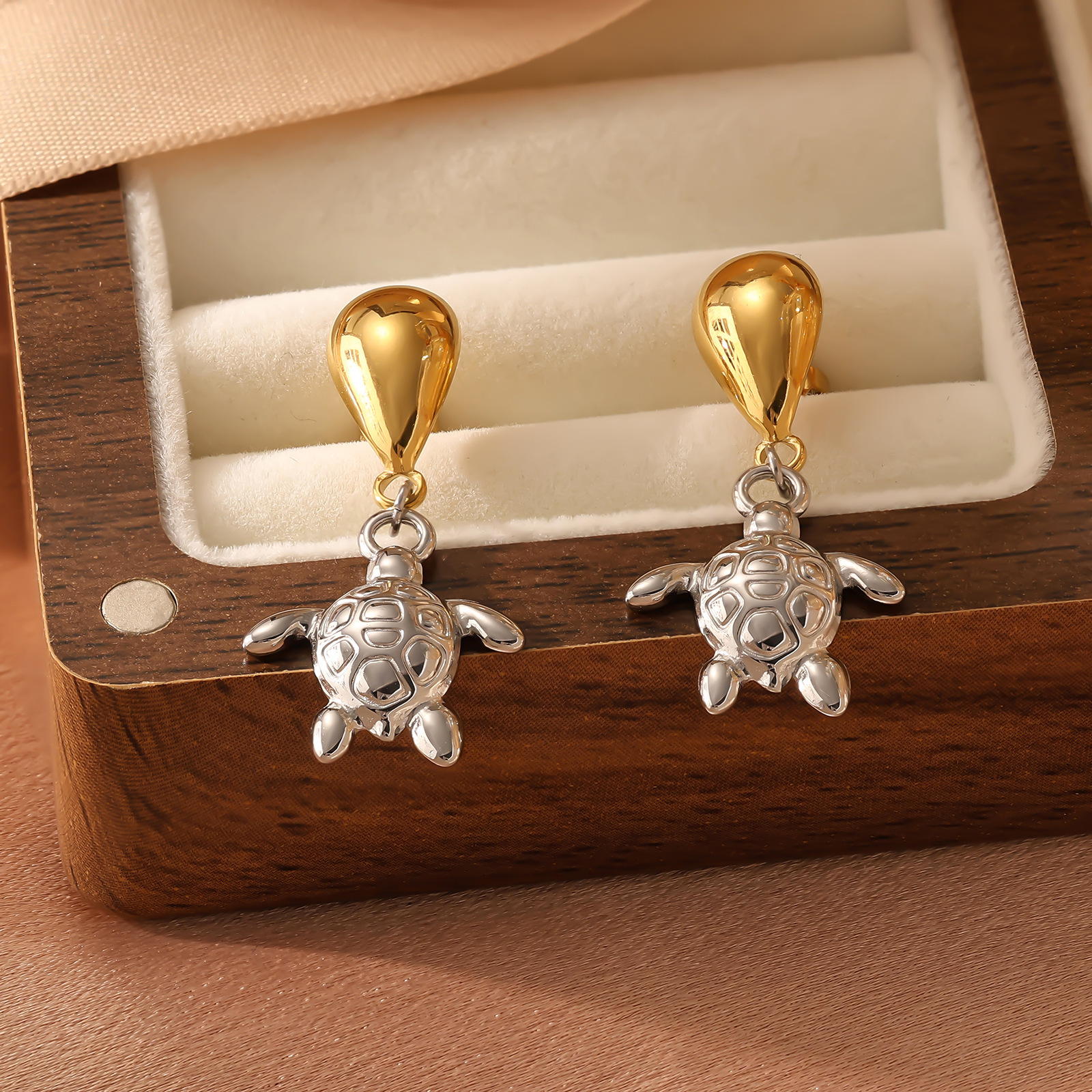 Fashion Simple Stainless Steel Plated Drop Earrings for Women