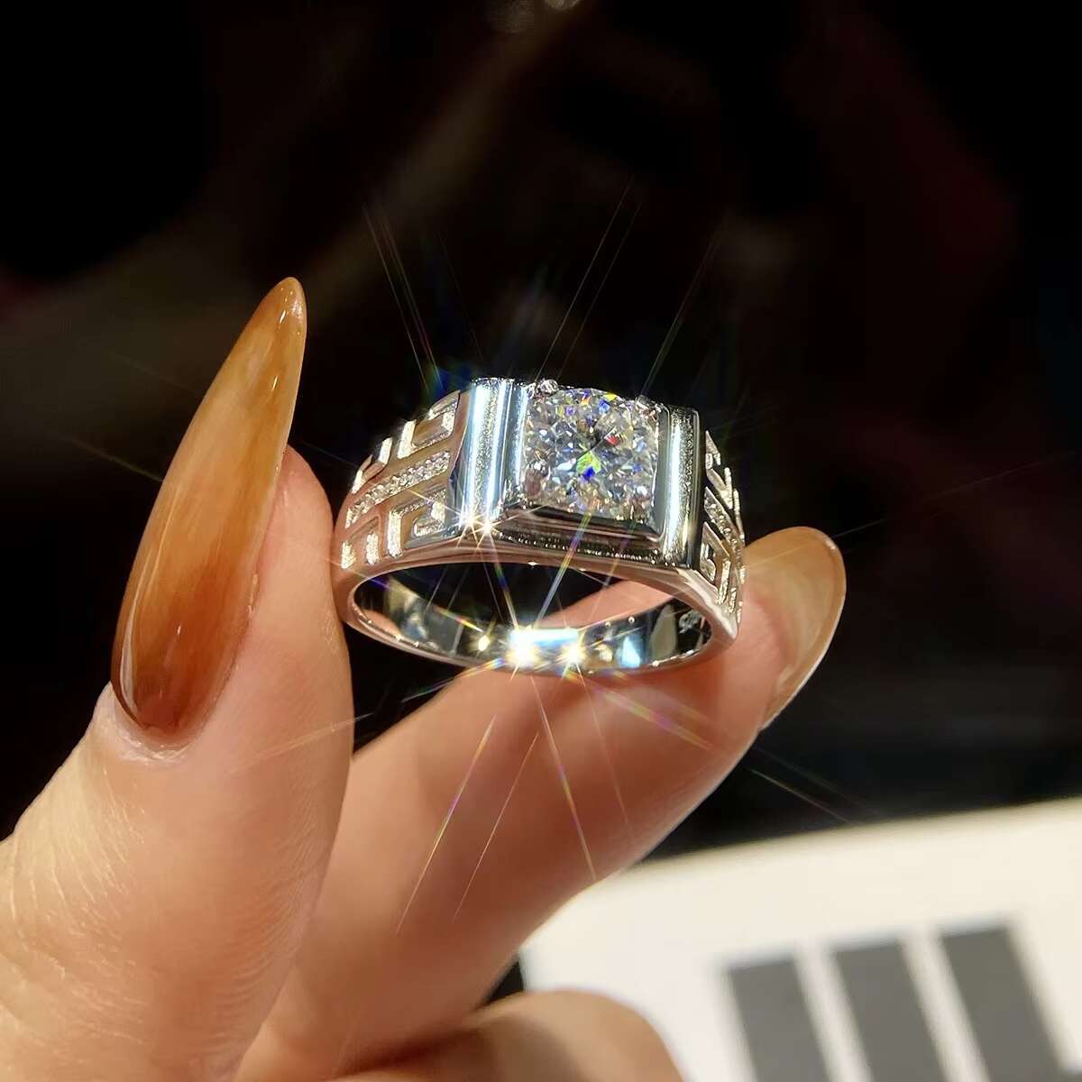 Hip Hop Custom 925 Sterling Silver Cz Moissanite Mens Patterned Rings Round Cut for Mens Wedding Engagement Ring