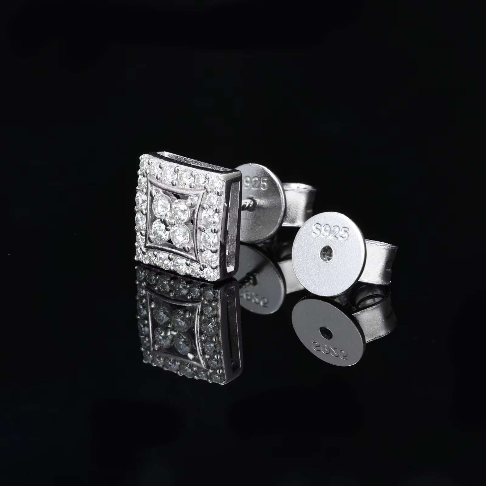 High Quality Fashion Jewelry Women New Arrival 925 Sterling Silver Square Stud Earrings VVS D Moissanite Diamond Earrings