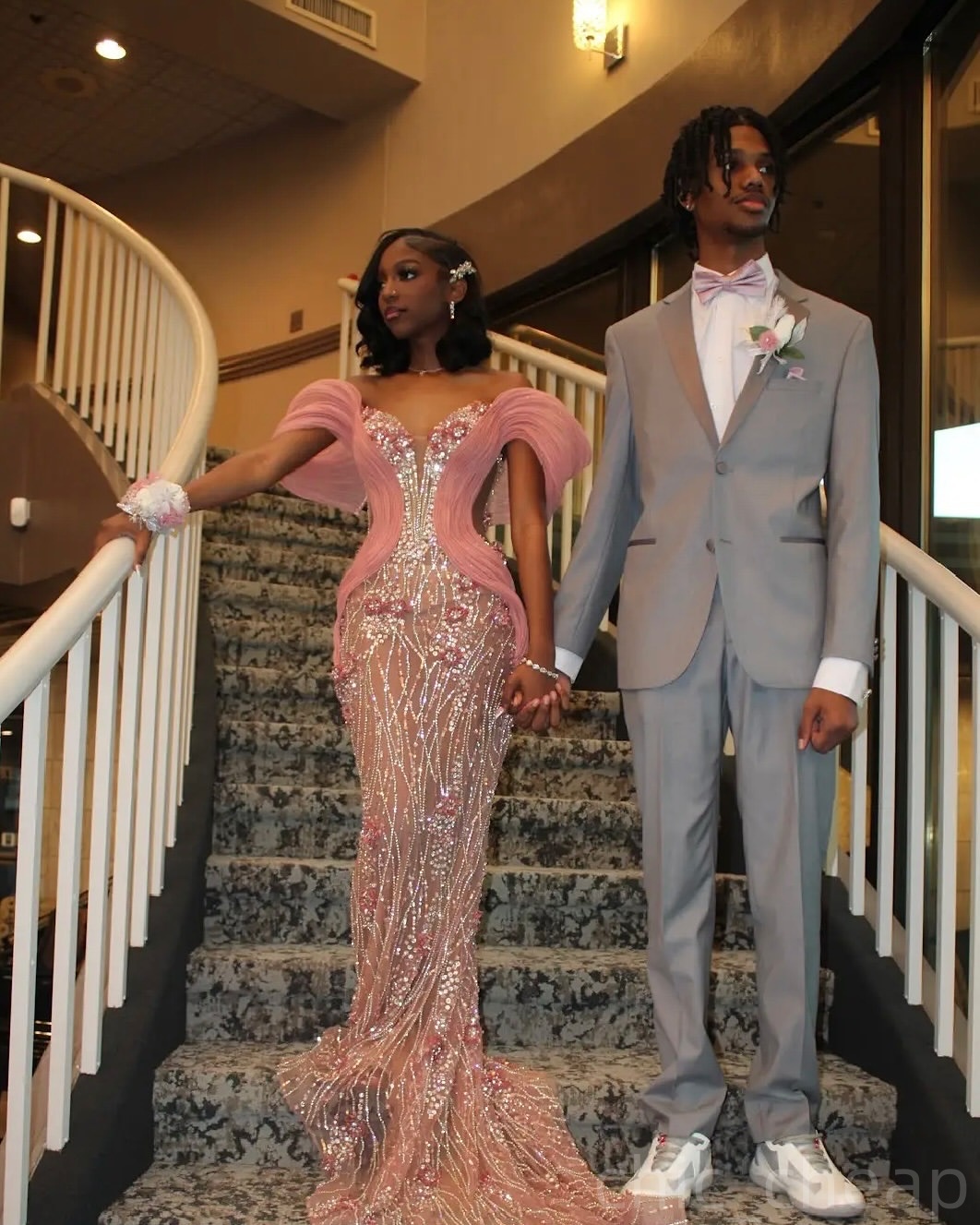 Pink Mermaid Prom Dresses 2025 Sequined Crystals Beaded Stylish Evening Formal Party Second Birthday Engagement Gowns Plus Size Dress For Special Occa
