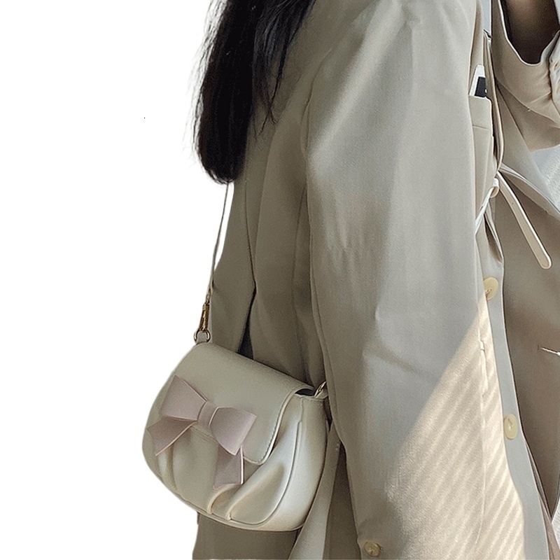 designer 2025 New Niche Women's Bag Versatile Shoulder Crossbody Bag Small Bag Summer Small Square Bag Casual Underarm Bag