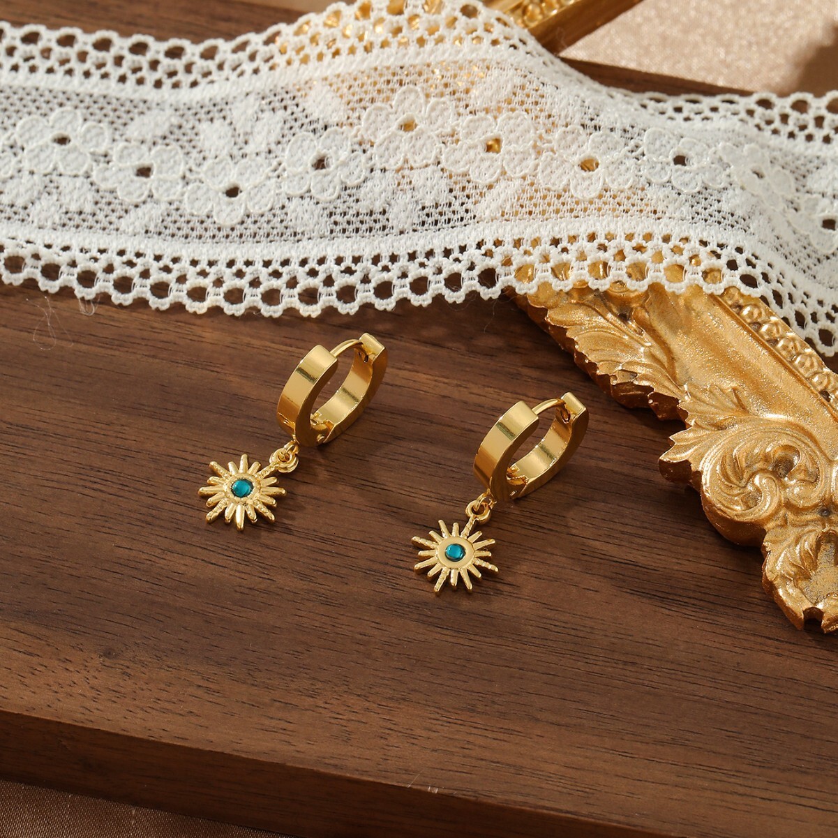 Zircon Earrings Ins High-end Sense Personality Simple Versatile Ear Jewelry