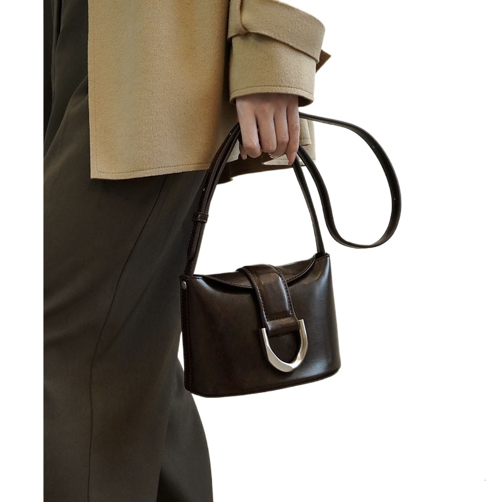 designer 2025 New Autumn Winter Niche Bag Women's Crossbody French Fries Bag Retro Melard Versatile Phone Bag Small Bag