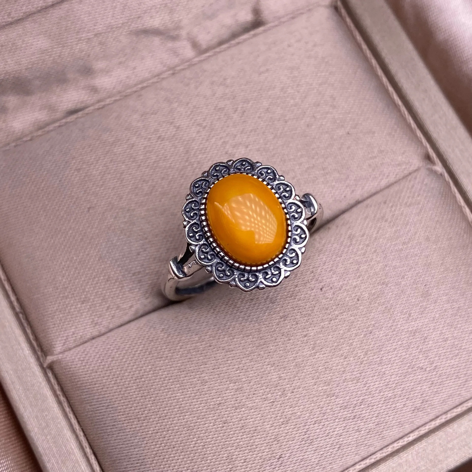 HOYON Natural Flower Amber Couple Neutral Ring s925 Silver Round Original Mineral Amber Womens Jewelry Gift Vintage Mens Ring 250526