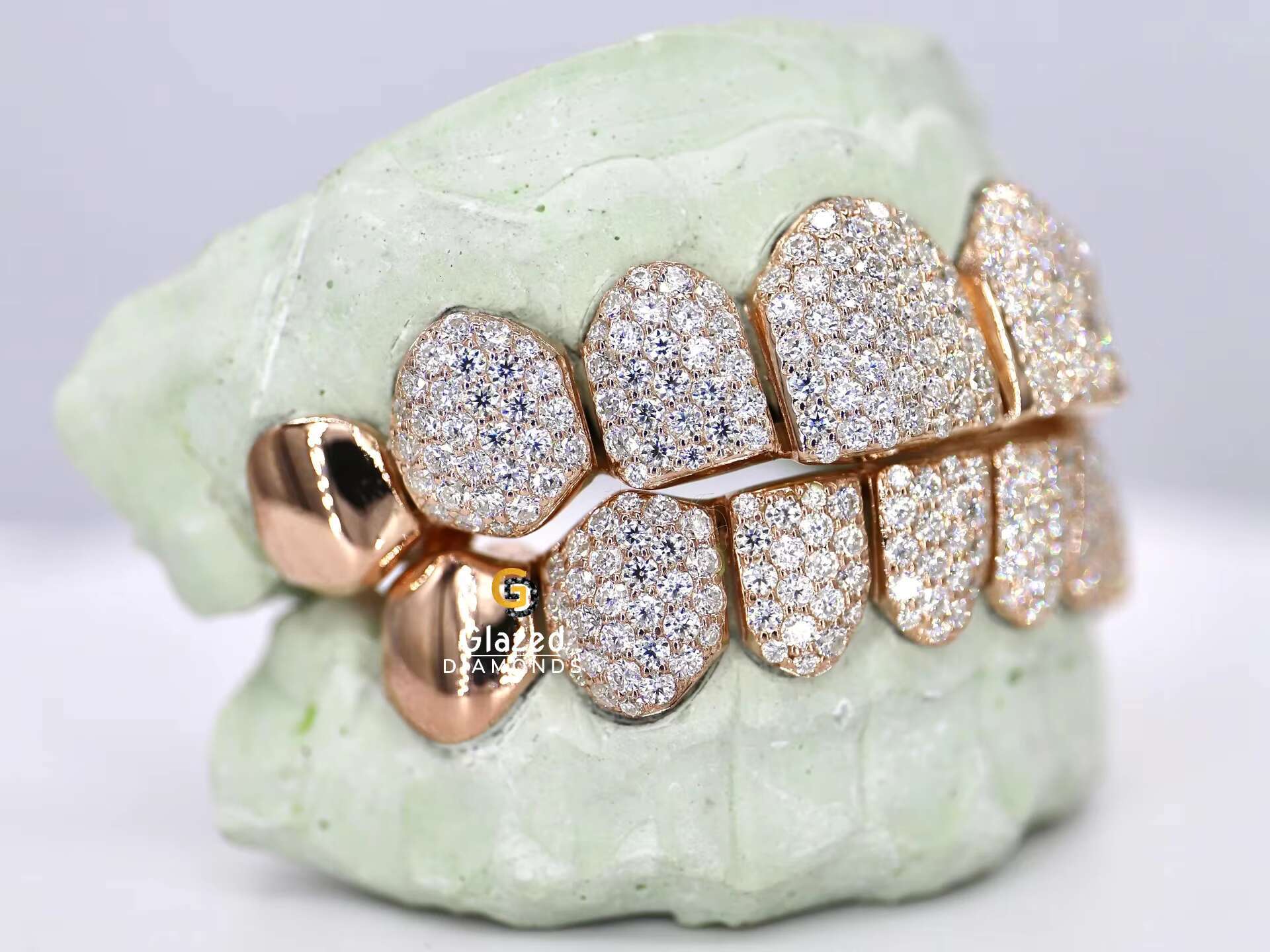 Hip Hop Custom 925 Silver Teeth Grillz Iced Out Moissanite Diamond Grillz Teeth Silver Jewelry Best Price