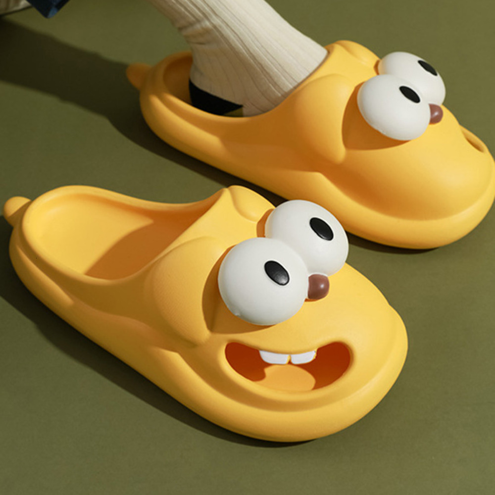 2025 free shipping designer slippers for mens womens Thick soled slippers pink green black red yellow New clownfish slippers 0000