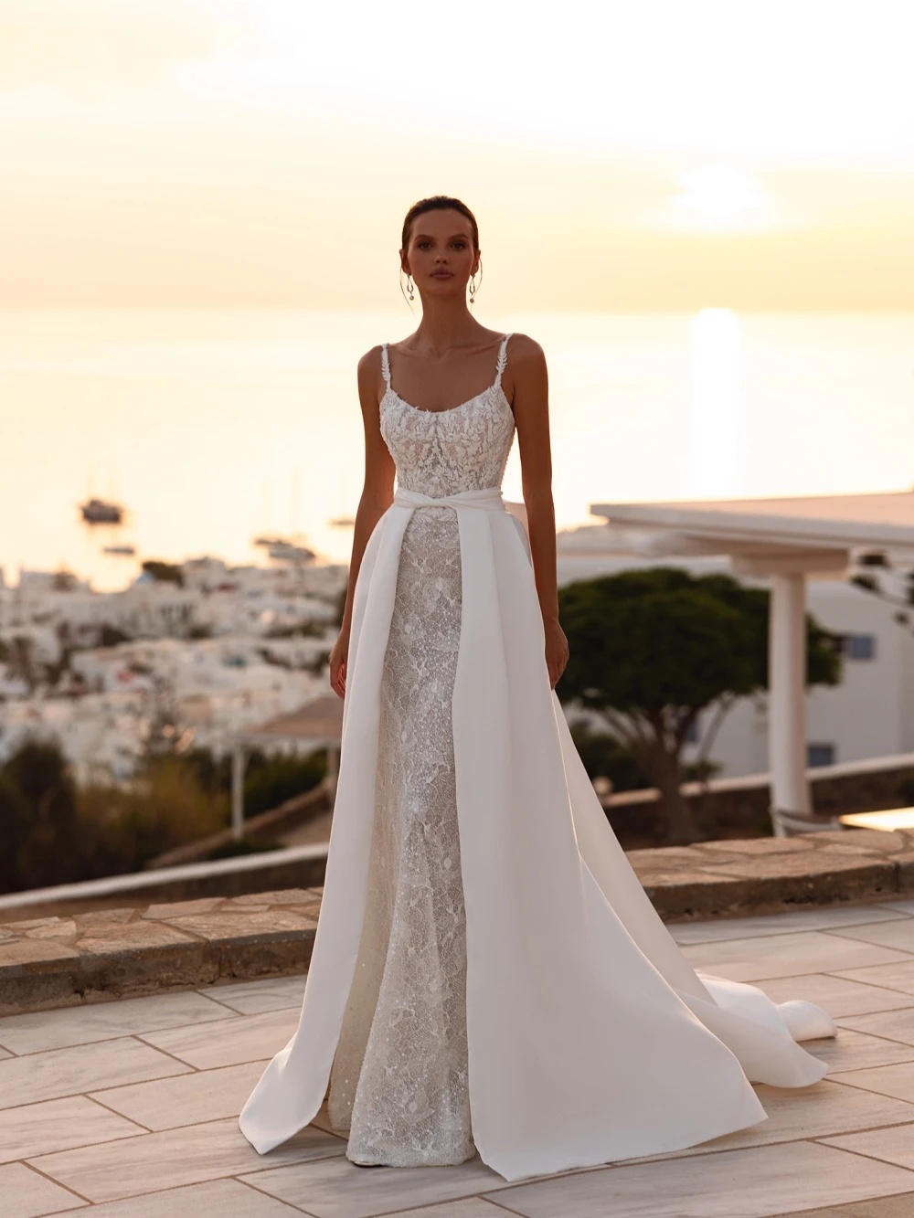 Simple A Line Wedding Dress For Women Spaghetti Straps Sleeveless Bridal Gown Appliques Lace Detachable Train Dresses Custom Made vestidos de novia