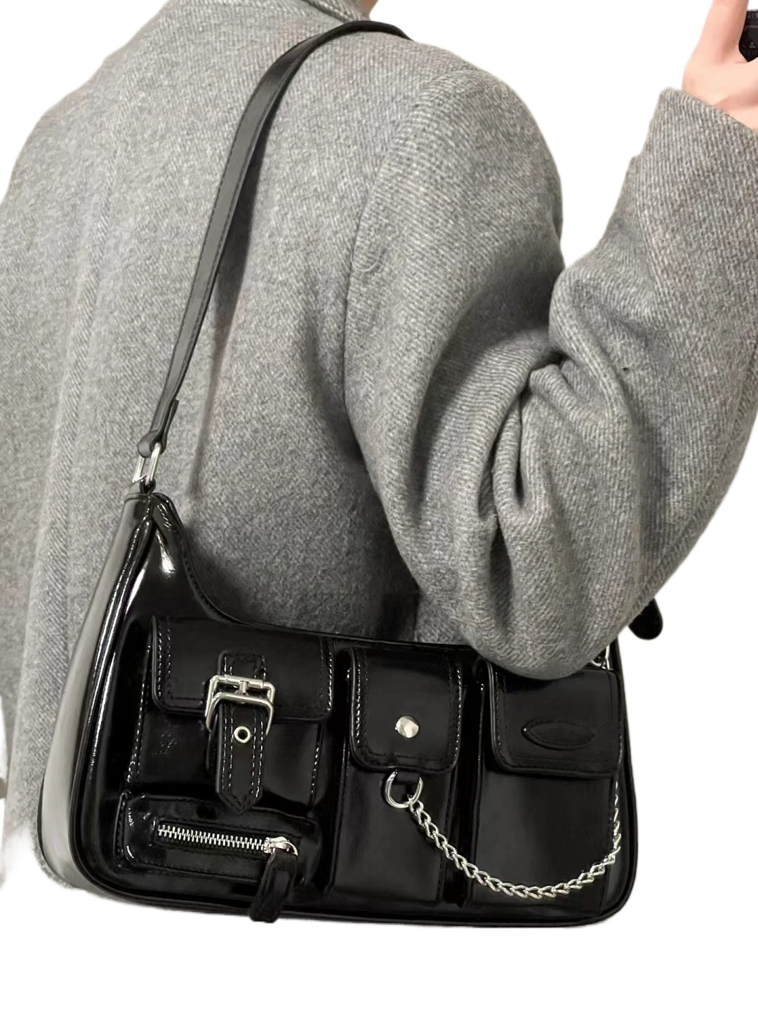 designer High-End Women's Bag Shoulder Bag Black Millennial Trendy Underarm Bag Niche Hong Kong Style Motorcycle Bag Multi-Pocket Messenger Bag