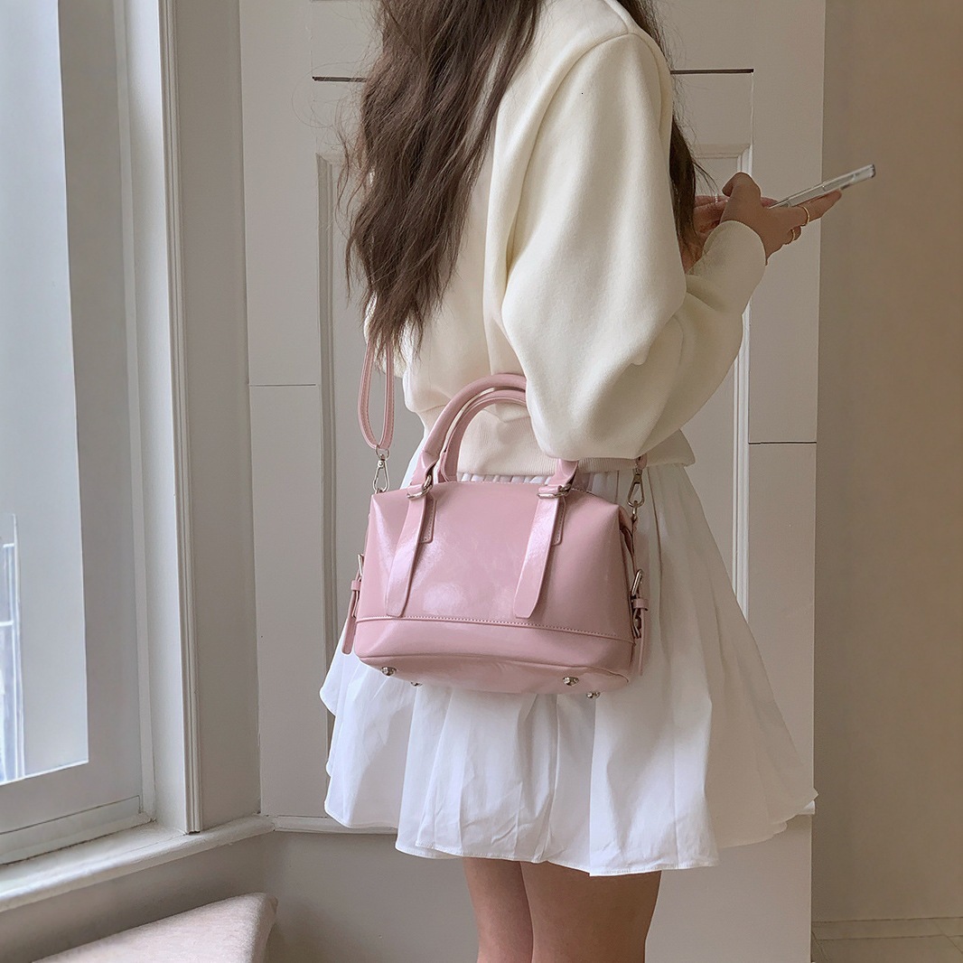 designer Cross-border New Retro Bag for Women, Autumn and Winter New Handbag, Fashion Pillow Bag, Trendy Shoulder and Crossbody Bag