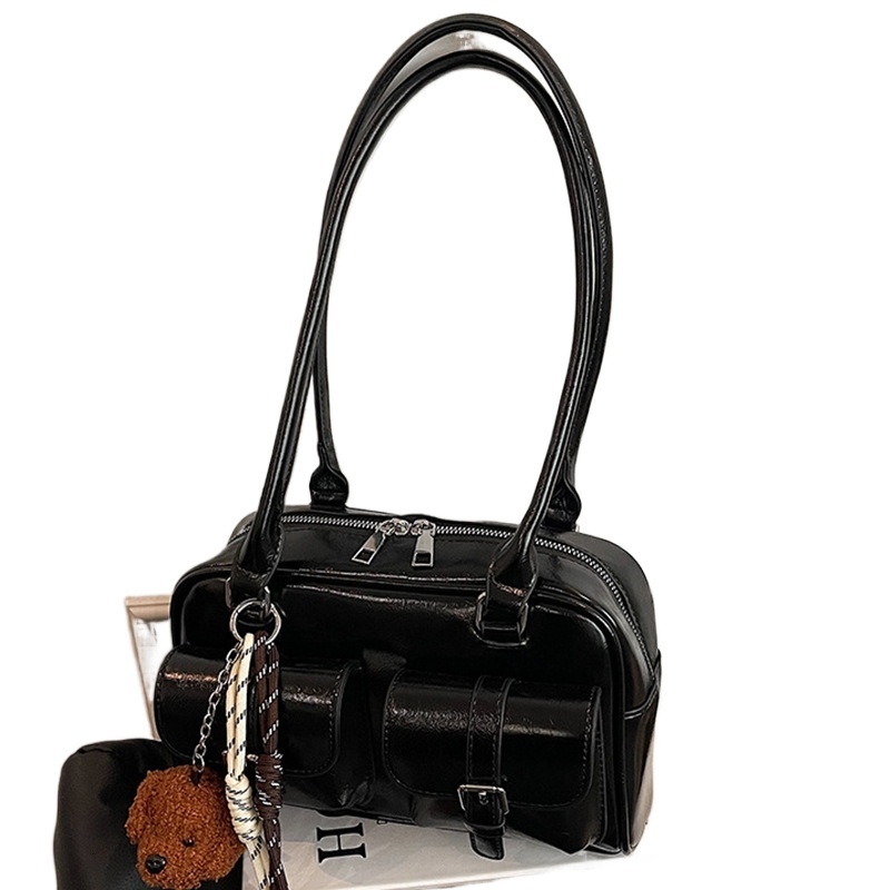 designer Trendy Women's Bags This Year Large Capacity Shoulder Bag Cute Pendant Pillow Bag Retro Multi-pocket Bowling Bag