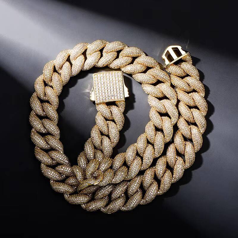 Hip hop necklace encrypted full of 3a zircon 18mm New Year buckle Cuban chain