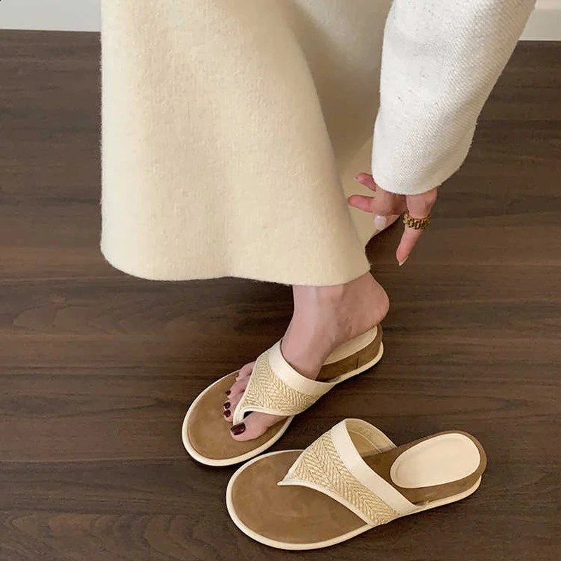 Summer Women Wedges Heel Clip Toe Slippers Outdoor Casual Beach Vacation Slide Ladies Fashion Bohemia Style Flip Flop 250528