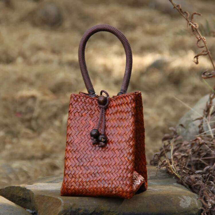 Rattan Handbag Vintage Distressed Straw Woven Mini tote Bucket Bag women clutch bag