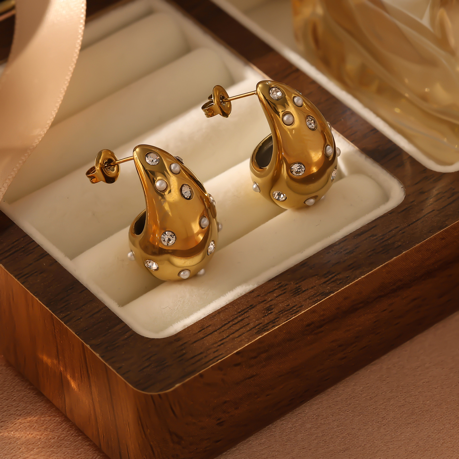 Sense Gold Chubby Water Drop Titanium Steel Women's Fashion Versatile Geometric Earrings