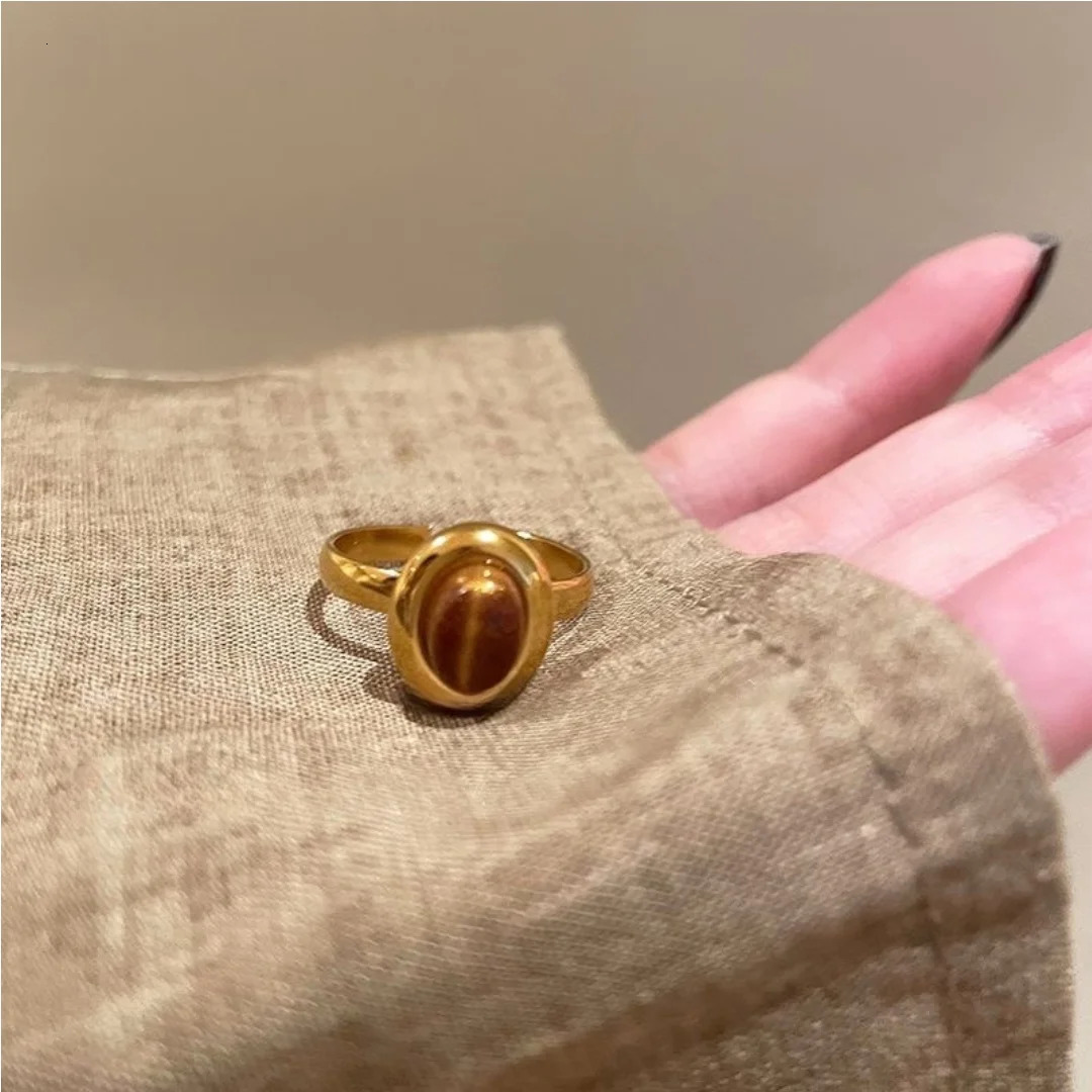 Maillard Amber Color Ring Gold Color Alloy Adjustable Ring For Women Fashion Jewelry Drop 250526