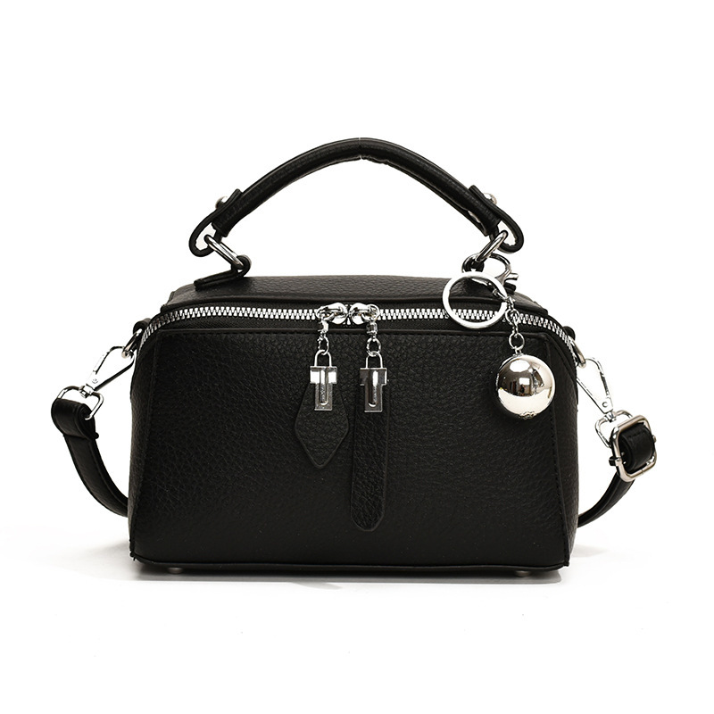 designer New Foreign Trade Women's Bag 2025 Retro Fashion Single Shoulder Bag Simple Texture Crossbody Bag Casual Handbag Small Square Bag