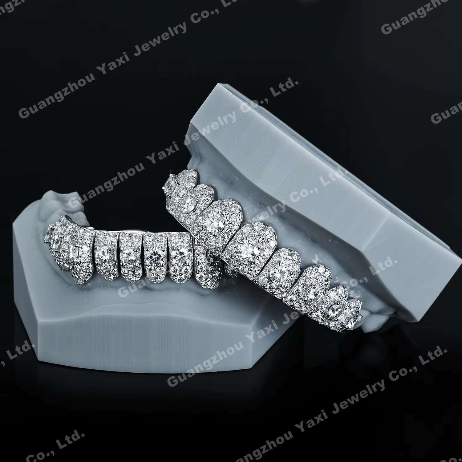 Custom Men Women Top Bottom 10 8 6 Hiphop S925 Silver Solid Gold Plated Perm Cut Round Diamond Flawless Moissanite Teeth Grillz
