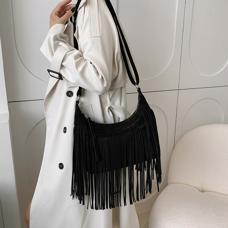 designer New Foreign Trade Tassel Bag for Women 2025 Fashion Faux Suede Retro Saddle Bag Stylish Crossbody Bag for Women