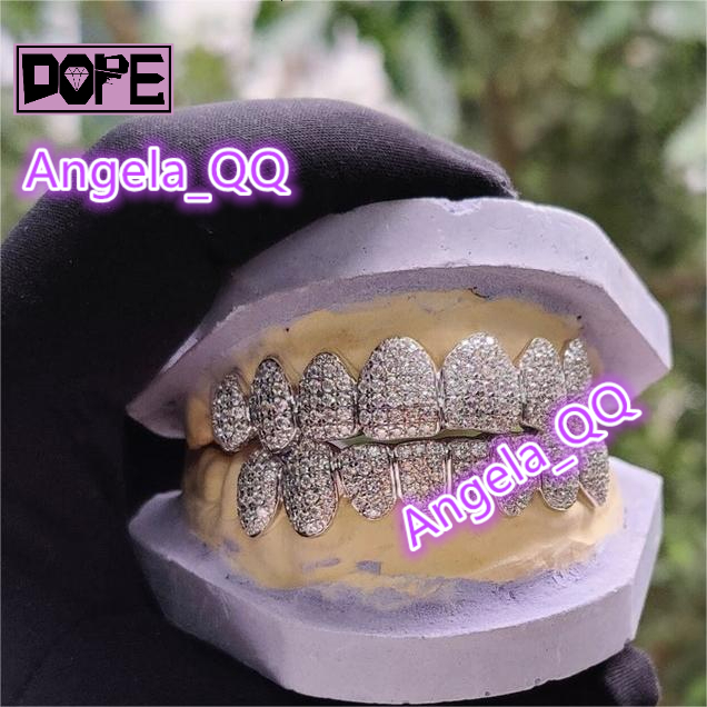 Custom Iced Out Vvs Moissanite Diamond Grillz 925 Sterling Sliver Hand Setting Moissanite Grillz