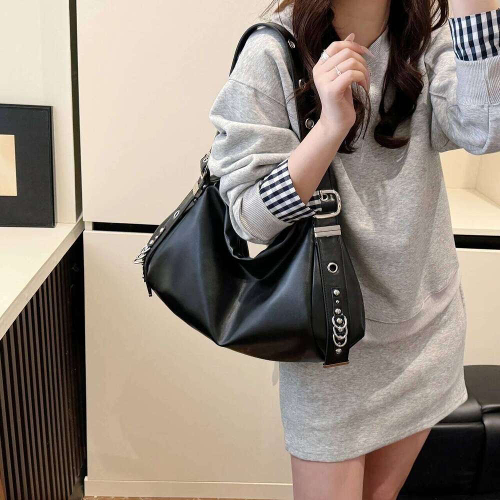 Brand High Quality PU Leather Shoulder Women Solid Vintage Casual Totes Black Elegant Classic Handbags England Female Bags