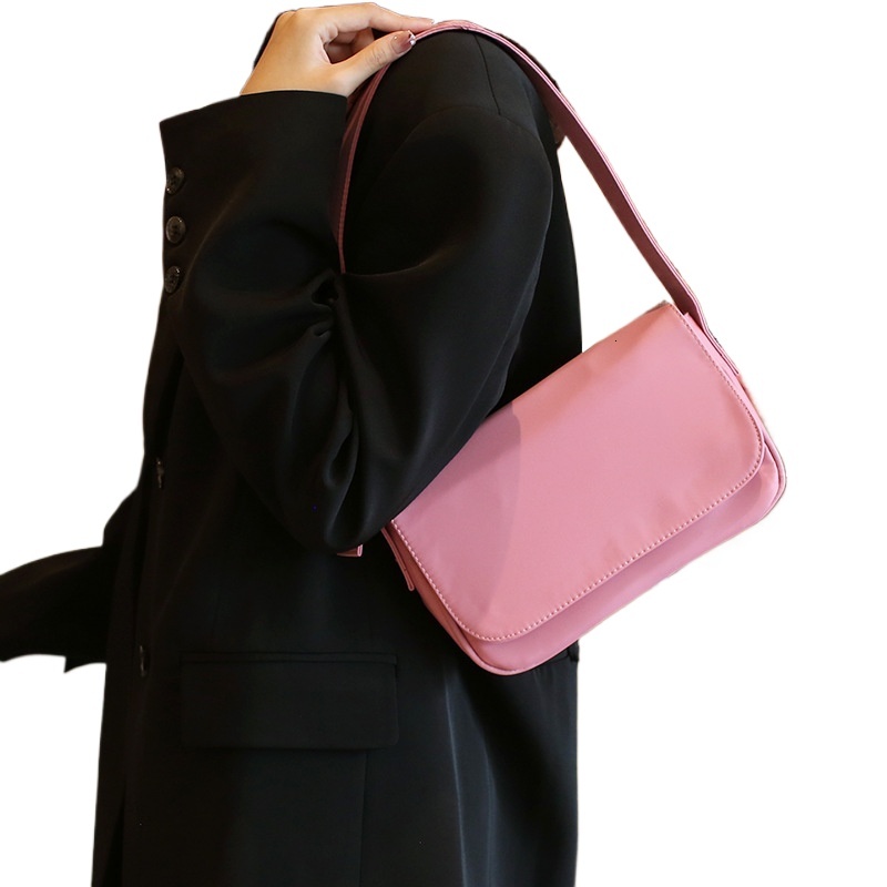 designer 2025 New Unisex Soft Leather Solid Color Textured Small Square Bag Retro Stylish Simple Commuter Versatile Shoulder Handbag