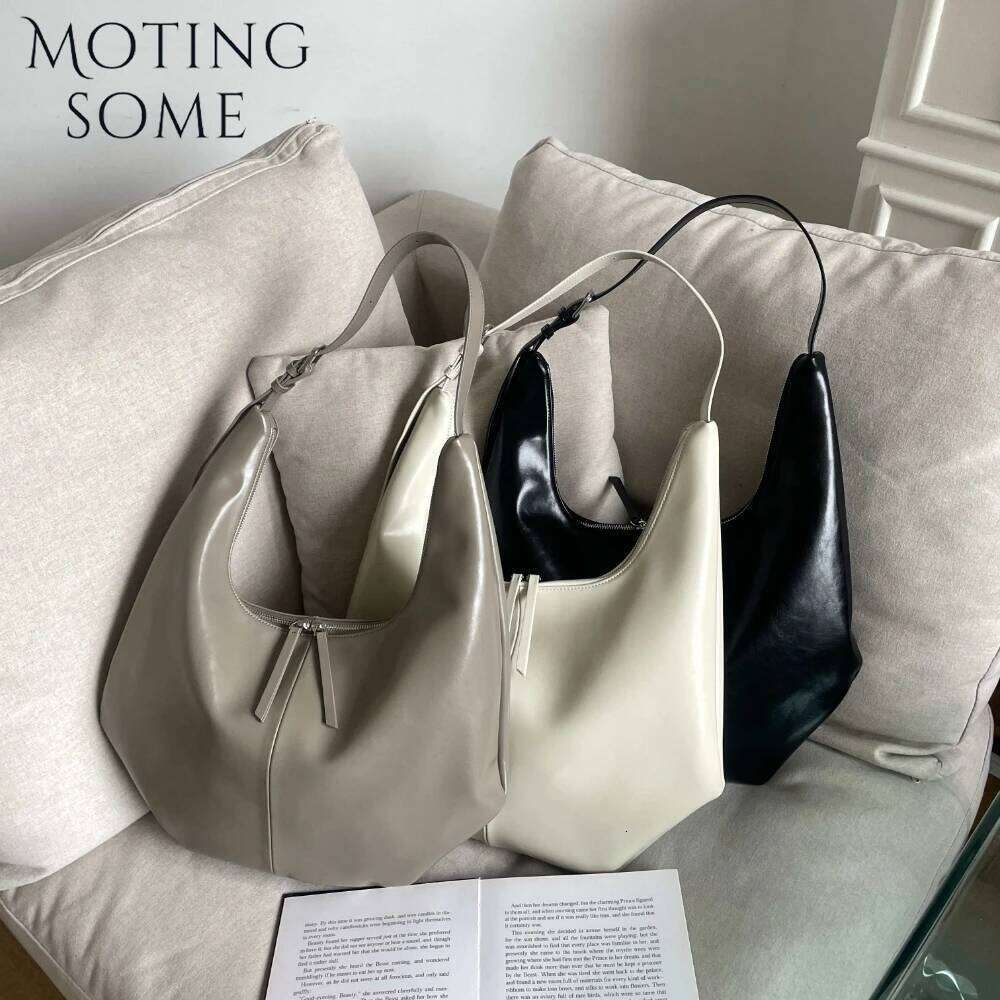 Moingsome Genuine Leather Hobos For Women Shoulder Crossbody Messenger Bag 2025 Spring New Oversize Tote Purse Black
