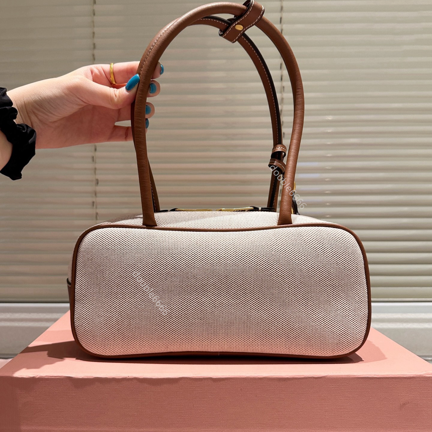 Luxury Canvas and Leather Tote Bag Bowling Bag Designer women briefcase Messenger bags duffle bags shopping bags handbag Fashionable Boston bag daily Commuter Bag