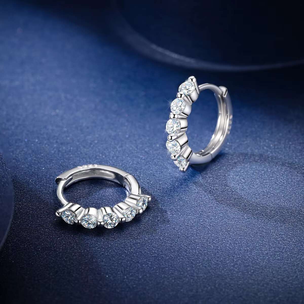 MULA Classic Design Moissanite Diamond Def Vvs Round Moissanite Push Back Halo Fine Jewelry Hoop Earrings for Women