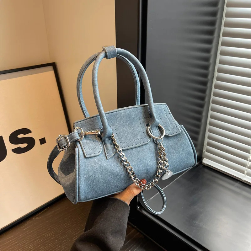 Simple Versatile Womens Crossbody Bags Classic Soft Handle Lady Small Handbags Spring Fashion Single Shoulder Bag 250530