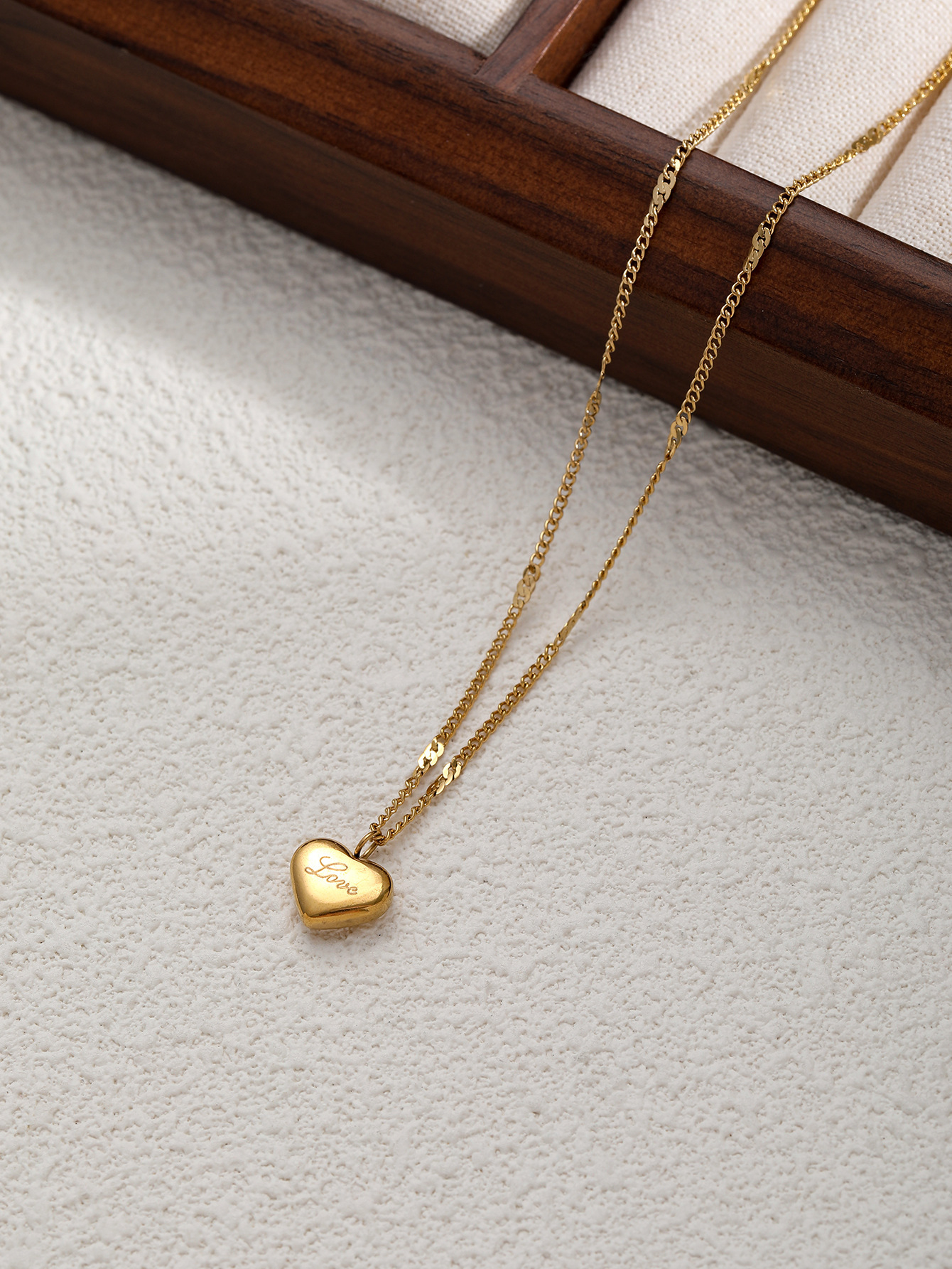 Korean and Japanese Minimalist Style Heart Pendant Choker Collarbone Chain Titanium Steel Plated Women's Jewelry Color Retention