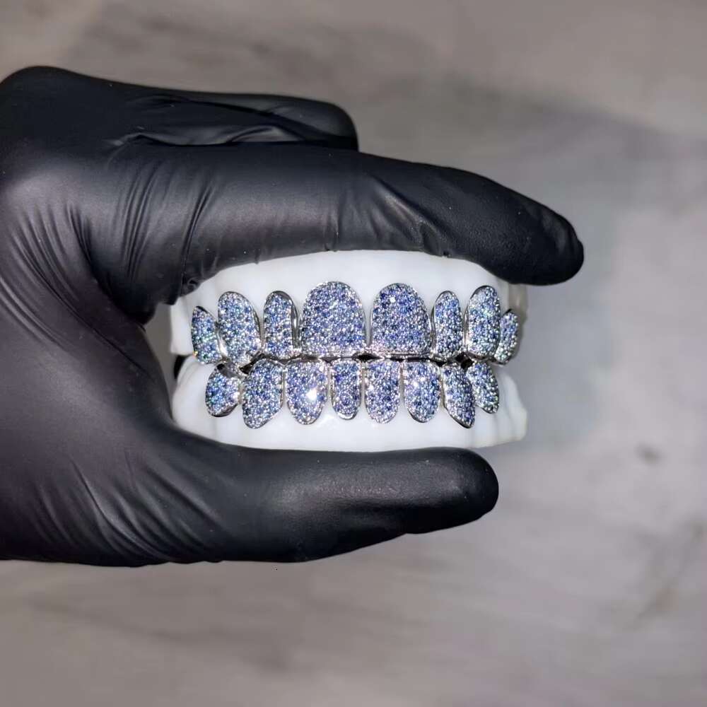 Unique Personality HIPHOP Grills Micro-Inlaid Full Diamond Moissanite Drill Braces Full Gem Suit with Teeth for Jewelry
