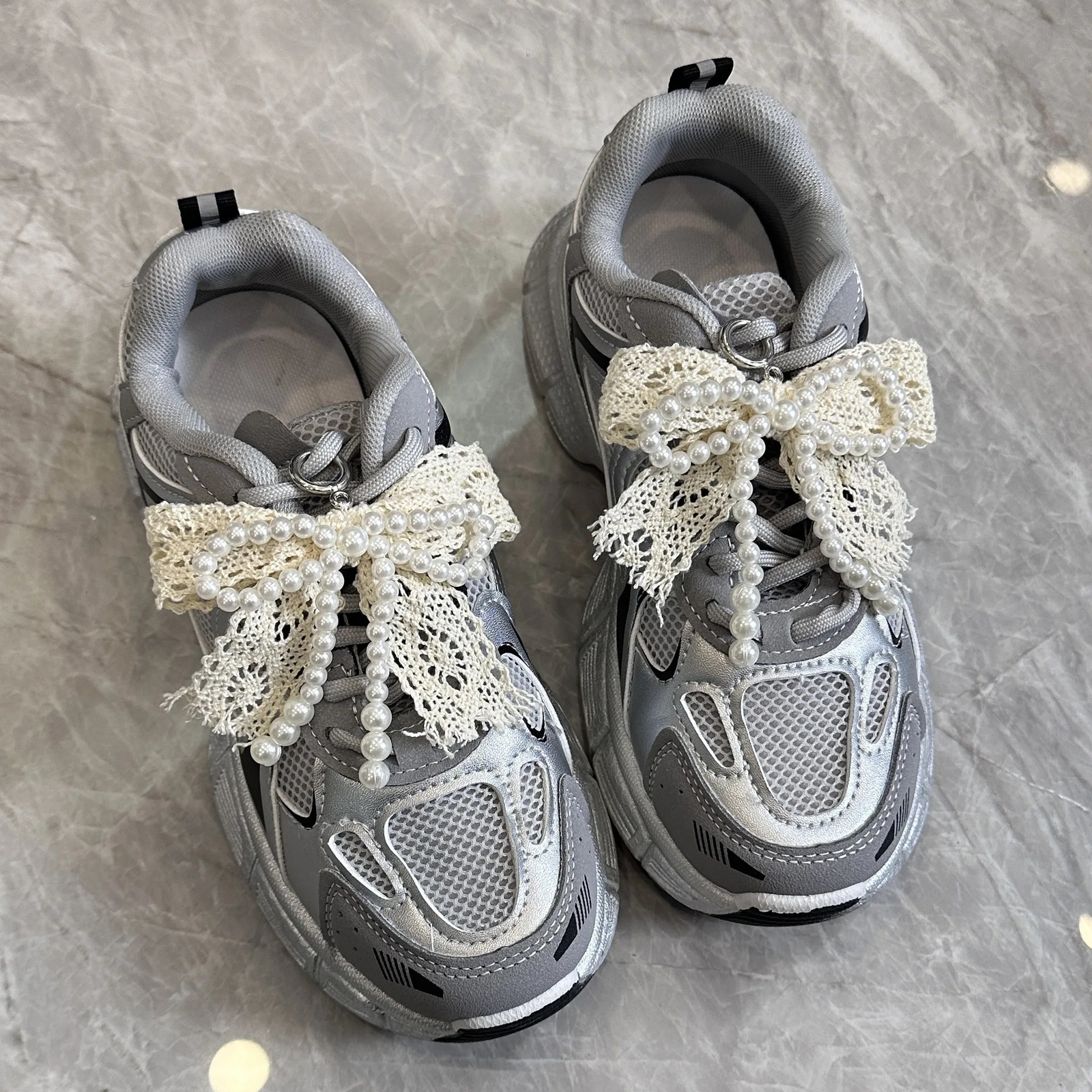 Lace pearl bow Shoe Shoelaces Charms for Sneakers Decorative Flower Buckle Fashion Charm Accessories 250528