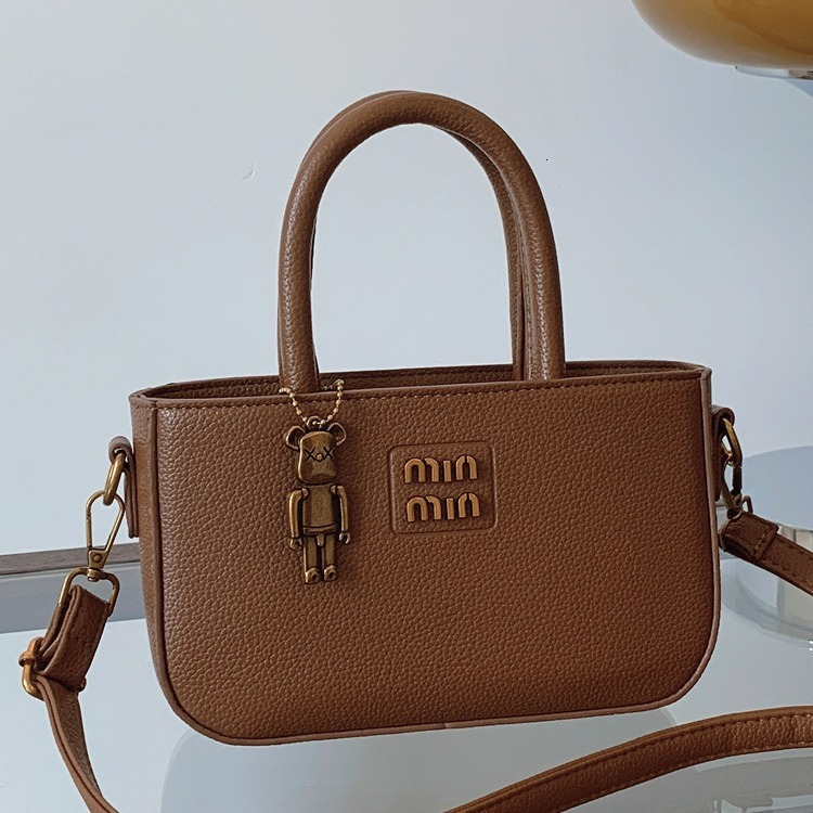 Designer Bag Shoulder Versatile Black Large Capacity Rhombus Outdoor Leisure Work Adjustable Strap Woman S Textured Crossbody