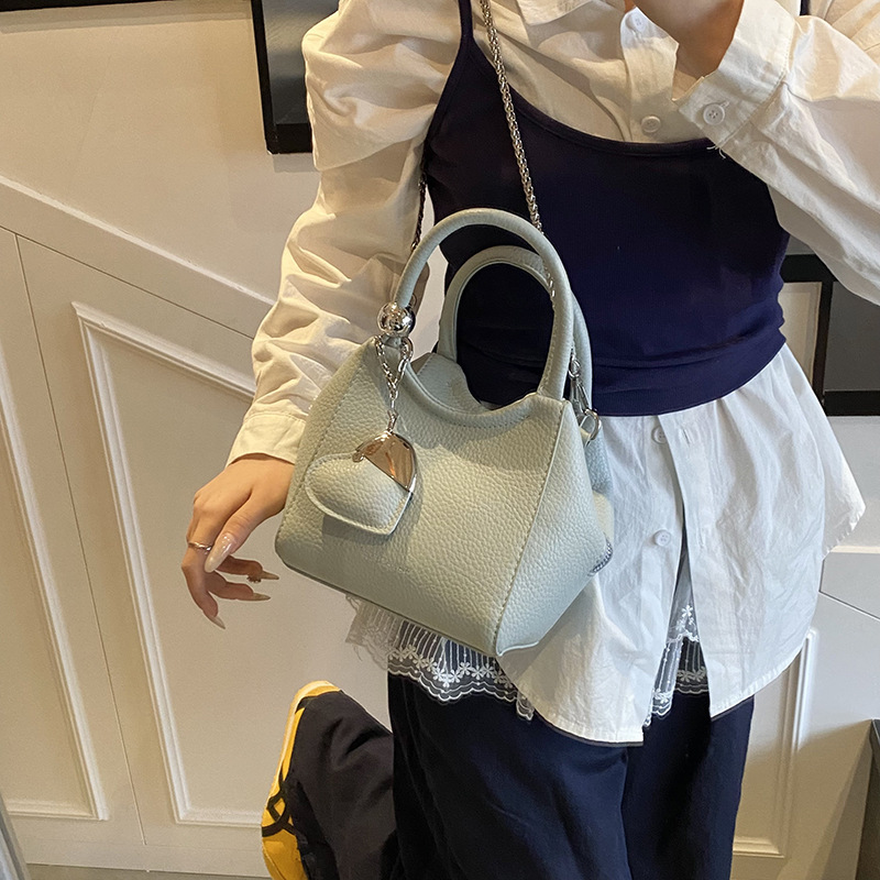 2025 Super Popular Yellow Handbag Small Free Shipping Tote Bag For Women Light Luxury Niche High-end Versatile Designer Bag Stylish Shoulder Crossbody