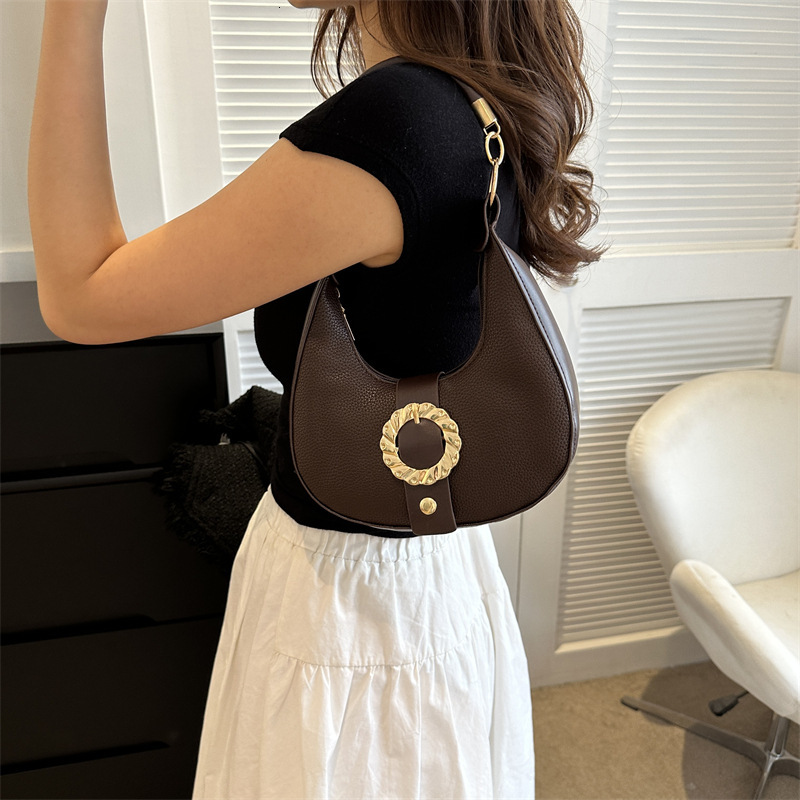 Free Shipping Designer Bag 2025 Autumn New Style Trendy Armpit Solid Color Shoulder Hand-held Small Square Bags Dumpling Bags