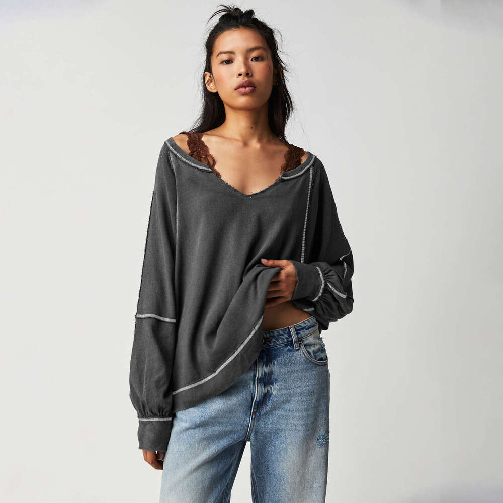 Unique Women's Fashion High-end Decorative Line Design V-neck American Style Sweatshirt