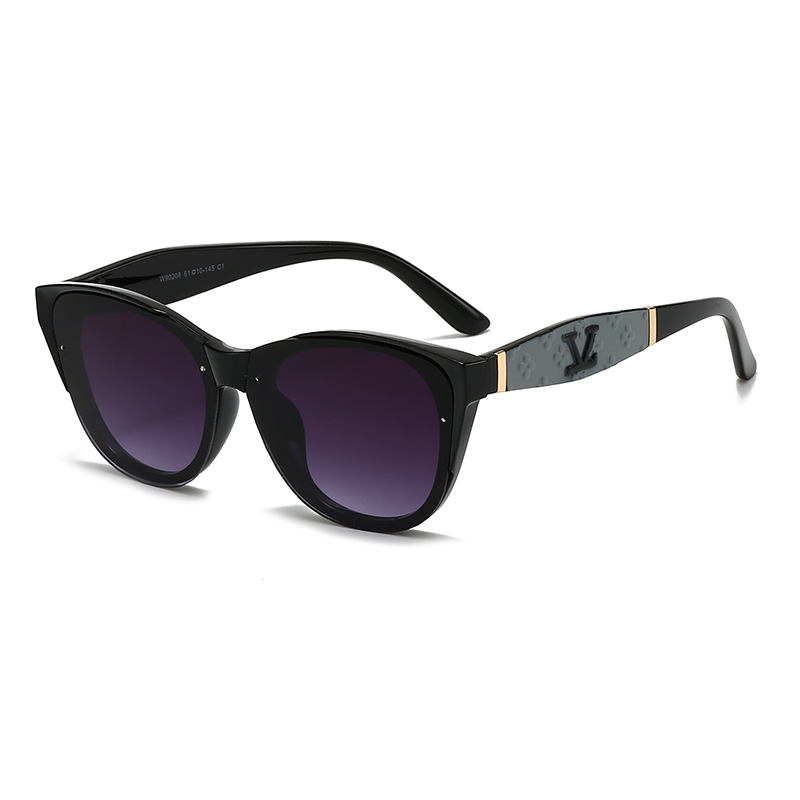 2025 hot free shipping Retro fashion designer sunglasses with UV protection and premium texture for women men