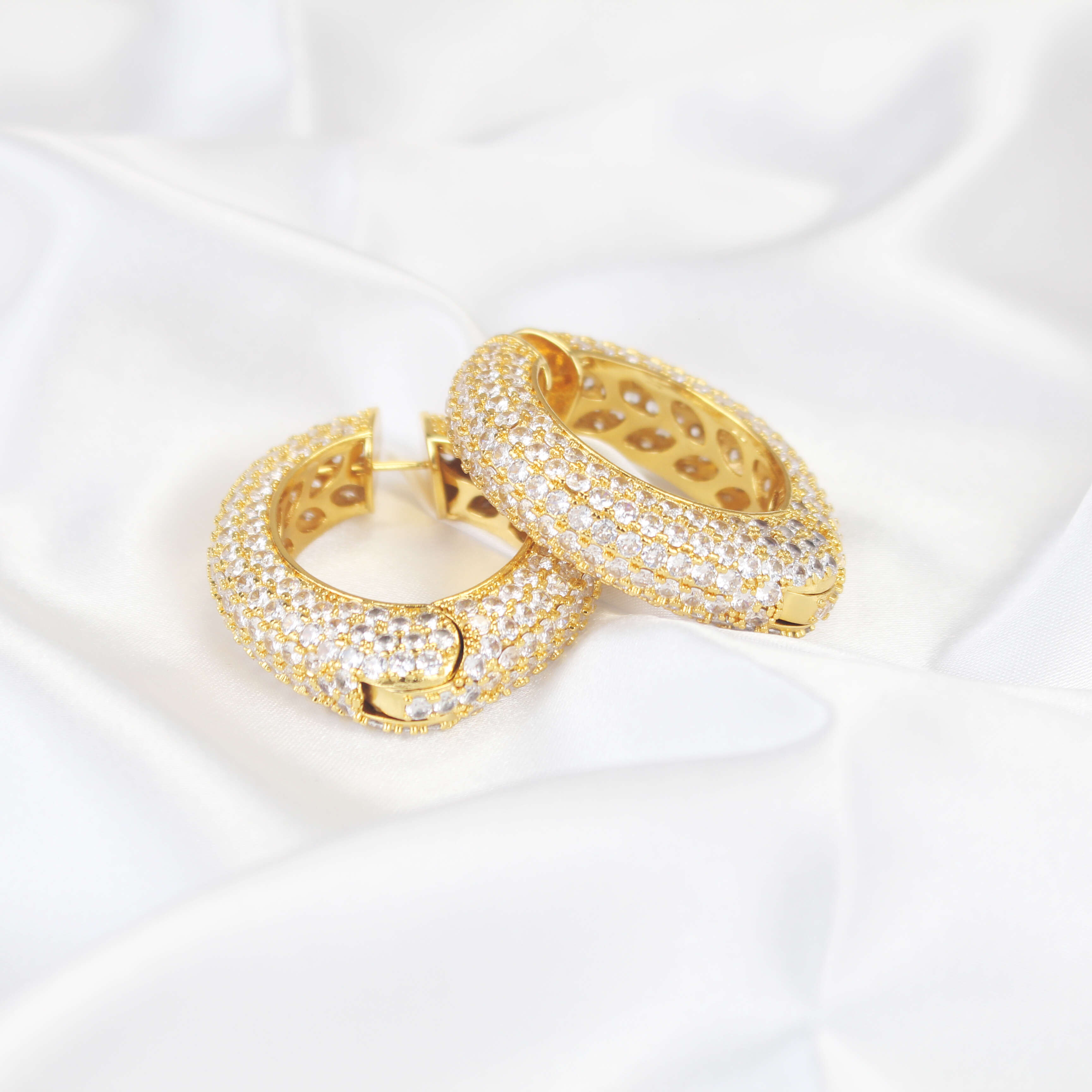 High Quality Vintage Jewelry Intay Moissanite Gold Plated Real Earrings with 925 Silver Pin Low Price Factory Ready Stock