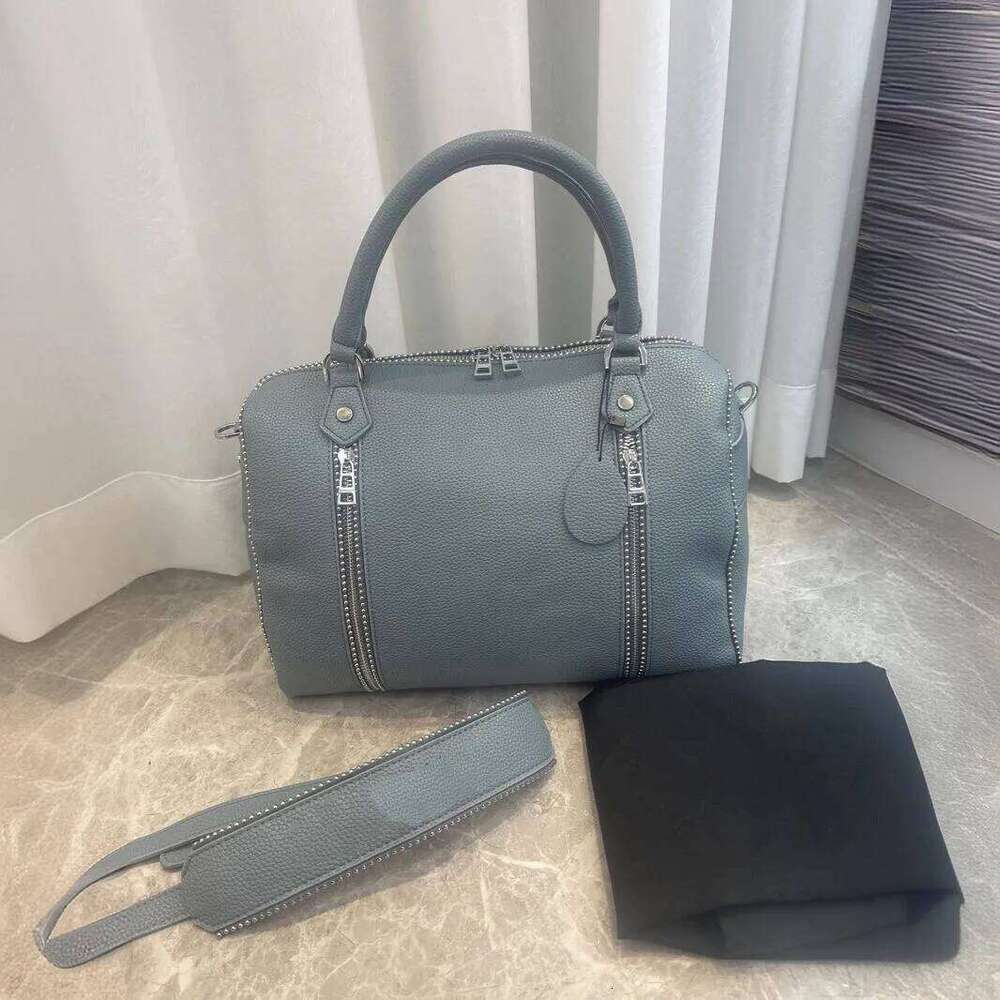 New Black Lychee Pattern Women's Genuine Leather Cross Shoulder Handbag, Bucket Bag, Pillow Bag Y2k Ita