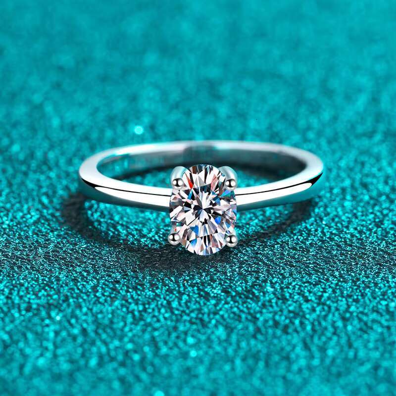 Factory Wholesale Minimalist Design Wedding Engagement Moissanite Ring 925 Sterling Silver for Women