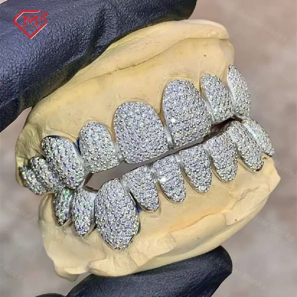 Hip Hop Jewelry Sets Iced Out 925 Sterling Silver Grillz for Teeth Bust Down Deep Cut Custom Vvs Diamond Moissanite Grillz