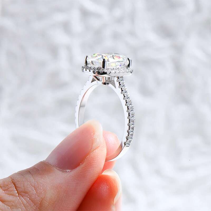IOGOU Luxury 4ct Moissanite Halo Engagement Ring With GRA Cushion Cut Diamond Wedding Rings 925 Sterling Sliver Wedding Jewelry