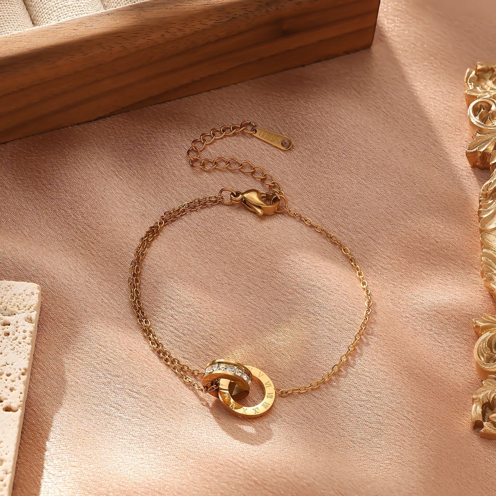 Anti-Fading Bracelet Titanium Steel Non-Fading Electroplated Women Ins Style Internet Celebrity